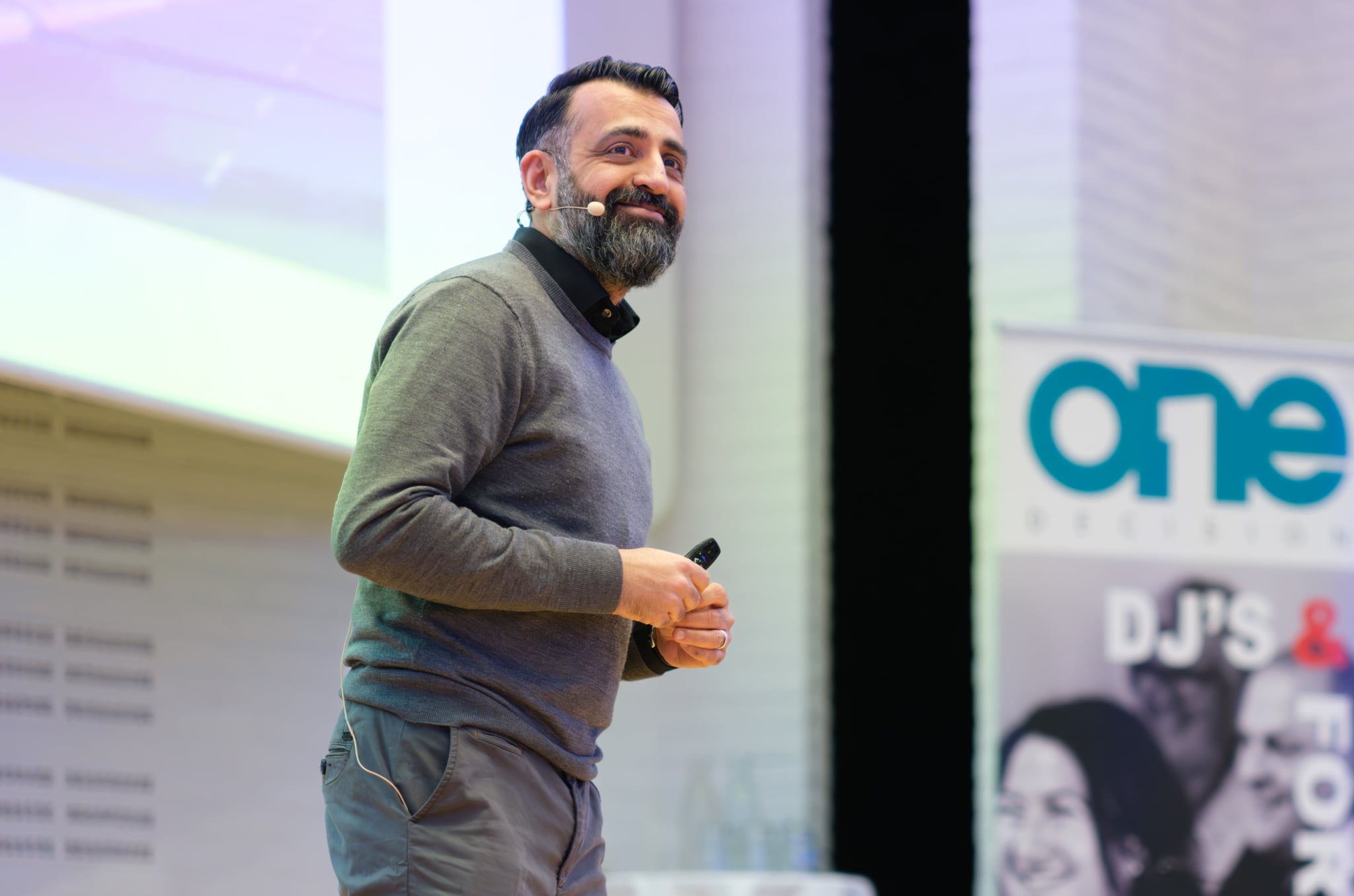 For One Decision tog jeg billeder til en række foredrag i Legohouse i Billund. Her er det Tahir Siddique.
